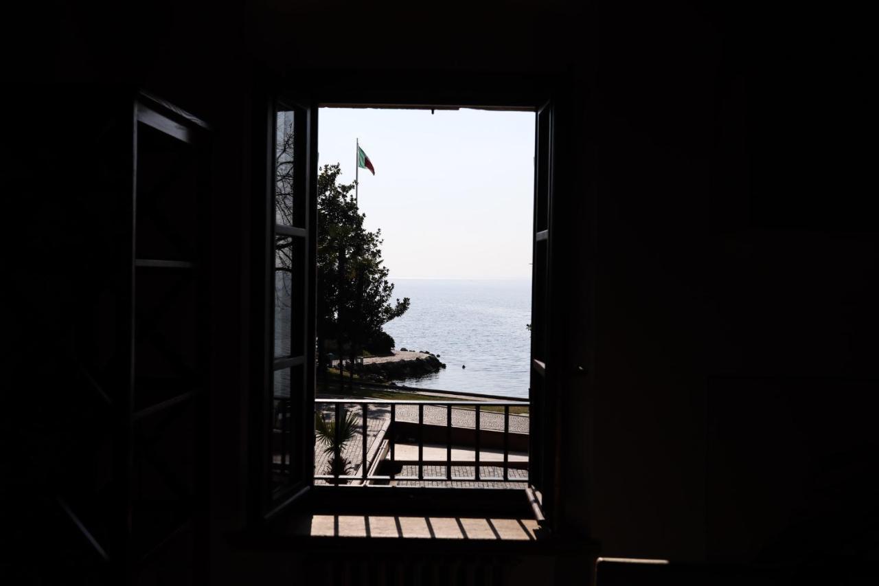 Merlo Nero Apartments Garda  Esterno foto